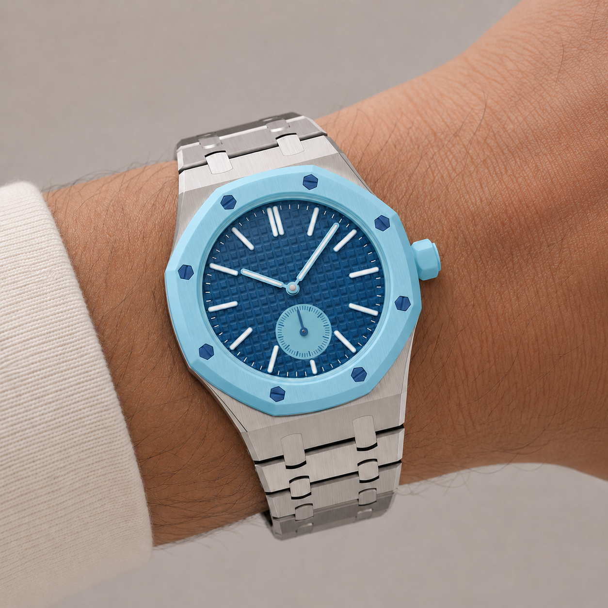 Wristform Classic Royal Pop Case - Silver Bracelet, 3 O'Clock Crown
